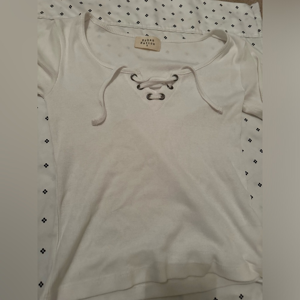 White short sleeve lace up shirt